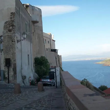 Vicolo della Luna Castelsardo Esterno foto